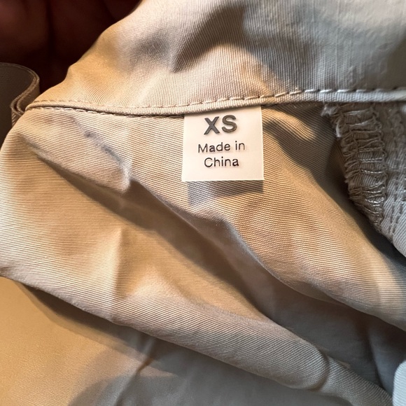 Essentials rain jacket - Picture 4 of 4